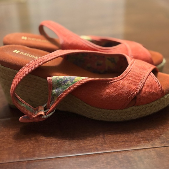 Coral Naturalizer Slingback Wedges - Picture 2 of 3